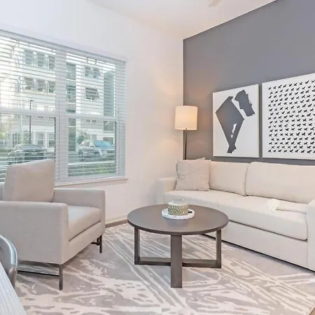 Landing At San Marco Promenade - 1 Bedroom In San Marco